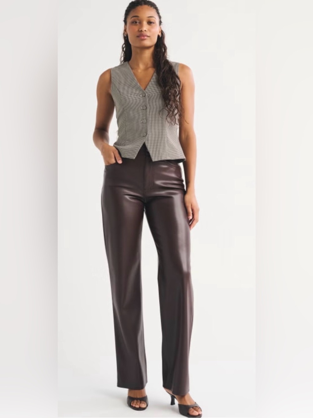 Abercrombie & Fitch|Chocolate Brown Vegan Leather 90’s Straight ultra high rise•